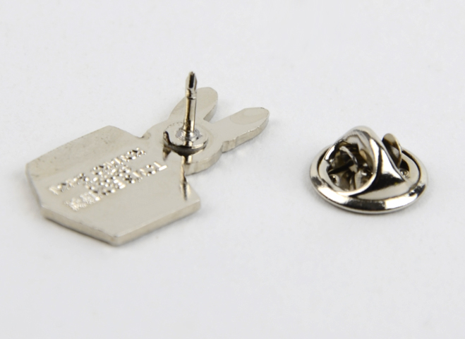 酒井駒子ピンバッジ うさぎ｜恵文社一乗寺店 オンラインショップ